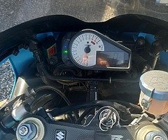 Suzuki gsxr 750 - Image 7/10