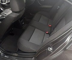 BMW 320d manual - Image 6/10