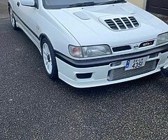 Nissan pulsar gti-r