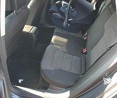 Wv Passat 2011 Diesel - Image 7/9