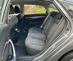 2016 HYUNDAI i40 NEW NCT LOW MILEAGE 88,000 MILES 6 SPEED MANUAL - Image 7/10