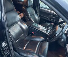 2011 BMW Series 5 - Image 7/10