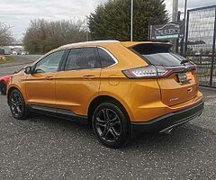 2016 Ford Edge