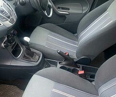 2009 Ford Fiest - Image 4/10