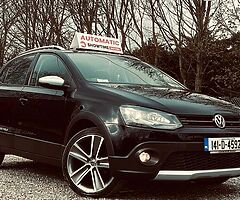 VOLKSWAGON CROSS POLO 2014 BLACK  AUTOMATIC 1.2 TSI