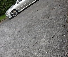 Lexus is200