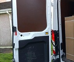 Van - Image 4/10