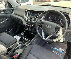 2016 Hyundai Tucson - Image 4/10