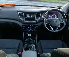 2016 HYUNDAI TUCSON 1.7 DIESEL ONLY ONE LADY OWNER SPOTLESS 6 SPEED MANUAL - Image 9/10