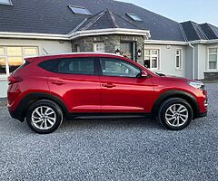 2016 HYUNDAI TUCSON 1.7 DIESEL ONLY ONE LADY OWNER SPOTLESS 6 SPEED MANUAL - Image 10/10
