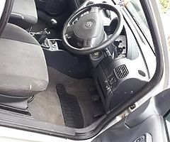 2006 Vauxhall Corsa 1.3 Diesel - Image 6/8