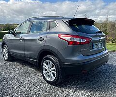 162 NISSAN QASHQAI 1.5 DIESEL GLASS ROOF ONE LADY OWNER 52,000 MILES 6 SPEED MANUAL - Image 5/10