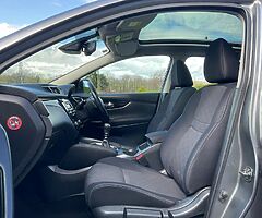 162 NISSAN QASHQAI 1.5 DIESEL GLASS ROOF ONE LADY OWNER 52,000 MILES 6 SPEED MANUAL - Image 7/10