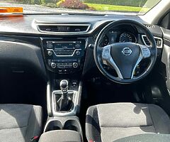 162 NISSAN QASHQAI 1.5 DIESEL GLASS ROOF ONE LADY OWNER 52,000 MILES 6 SPEED MANUAL - Image 8/10