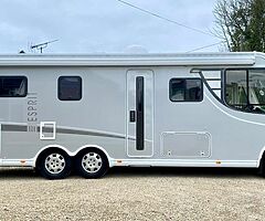 Dethleffs Esprit Luxury Motorhome U Lounge - Image 3/10