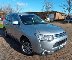 Mitsubishi Outlander - Image 5/9
