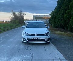 2015 Volkswagen Golf - Image 4/10
