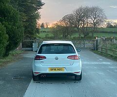 2015 Volkswagen Golf - Image 6/10