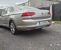 Volkswagen - Image 4/10
