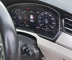 Volkswagen - Image 6/10