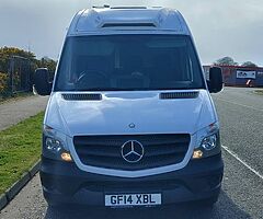 2014 Mercedes-Benz Sprinter - Image 3/10