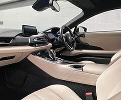 2018 BMW i8 - Image 4/10