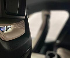 2018 BMW i8 - Image 6/10