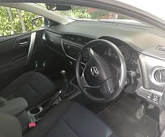 Toyota Auris - Image 3/4