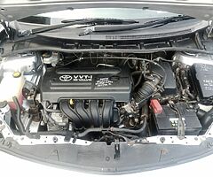 Toyota corolla - Image 2/10