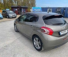 2014 PEUGEOT 208 ALLURE 1.2LTR 4DR - Image 5/7