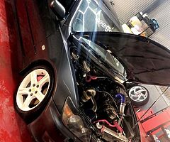 Driver door and wing wanted!