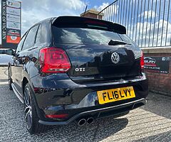 2016 Volkswagen Polo - Image 4/10