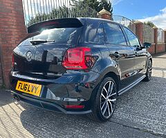 2016 Volkswagen Polo - Image 6/10