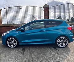 2018 Ford Fiesta - Image 10/10