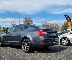 2017 Škoda Octavia - Image 7/10
