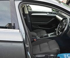 2015 Volkswagen Passat - Image 7/8