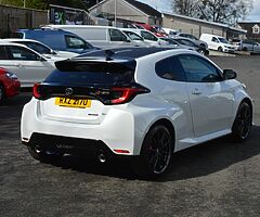 2022 Toyota Yaris - Image 5/9