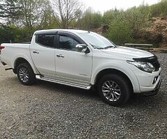 2017 Mitsubishi L200