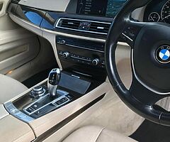 2011 BMW 730D 4DR NEW TIMING CHAIN//NEW NCT JUST PASSED 11/23 BEAUTIFUL SPEC - Image 9/10
