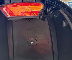 Hornet 600/250 carrier and box.