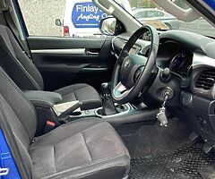 €461 per month 2018 Toyota Hilux - Image 7/10