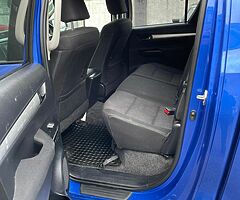 €461 per month 2018 Toyota Hilux - Image 9/10