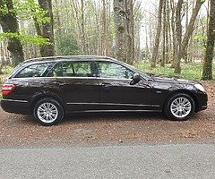 11 MERCEDES E220 CDI AUTO 7 SEATER ESTATE  176 KLMS . €13,850 - Image 4/10
