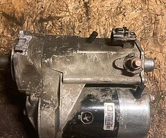 Landcruiser starter