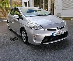 Toyota Prius 2014 Luxury Model