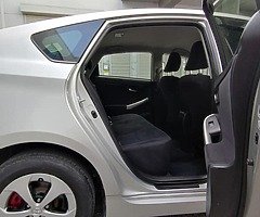 Toyota Prius 2014 Luxury Model - Image 8/10