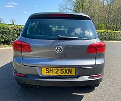 2012 Volkswagen Tiguan - Image 7/10