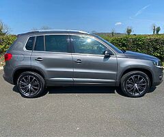 2012 Volkswagen Tiguan - Image 5/10