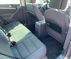 2012 Volkswagen Tiguan - Image 8/10