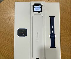 Apple Watch Series 6 44mm Aluminum Case